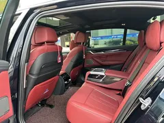2022 BMW 5 Series 530Li Premium M Sport Package, чёрный — фото 3