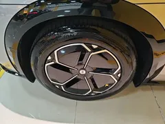 2025 Xiaomi YU7 4WD Pro — фото 23