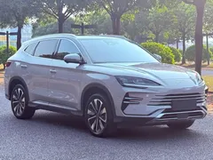 2025 BYD Song PLUS DM-i PHEV 160KM Flagship Plus, белый — фото 3