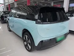 2025 Zeekr Mix Smart Driving, синий — фото 5