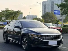 2022 Volkswagen Passat 330TSI Premium, чёрный — фото 3