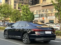2022 Volkswagen Passat 330TSI Premium, чёрный — фото 8