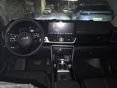2021 Kia Seltos 1.5L CVT, белый — фото 12