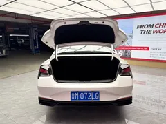 2022 Hyundai Elantra 1.5L CVT GLX Elite, белый — фото 17