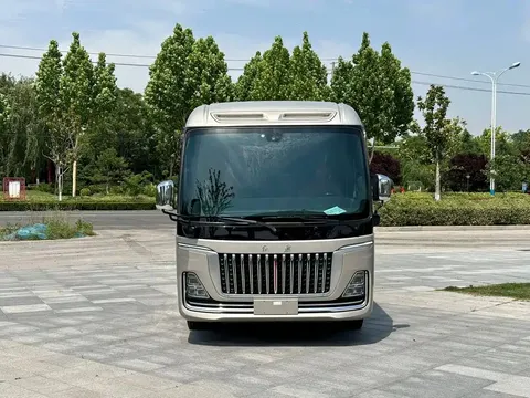 2024 Hongqi Jinkuihua Guoyue 3.0T Business 20-seat