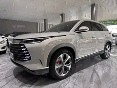 2023 BYD Frigate 07 DM-p PHEV 175KM 4WD Flagship — фото 1