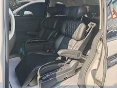 2019 Honda Elysion 2.0L Hybrid, белый — фото 7