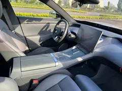 2025 Xiaomi YU7 4WD Pro, белый — фото 6