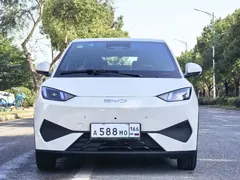 2025 BYD Seagull Smart Driving 305km Freedom, белый — фото 2