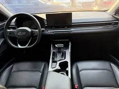 2022 Geely Emgrand 4th Gen 1.5L CVT Luxury, белый — фото 11