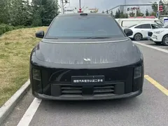 2025 Li Auto i6 2WD Standard, чёрный — фото 2