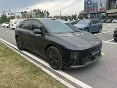 2025 Li Auto i6 2WD Standard, чёрный — фото 7