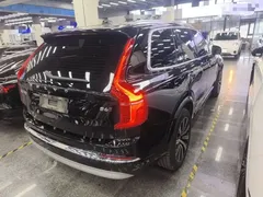 2022 Volvo XC90 7-seat, чёрный — фото 7