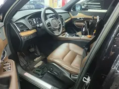 2022 Volvo XC90 7-seat, чёрный — фото 15