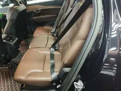 2022 Volvo XC90 7-seat, чёрный — фото 17