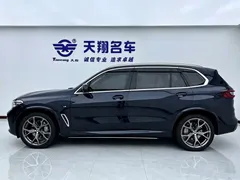 2022 BMW X5 40Li M Sport Package, чёрный — фото 8