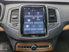 2023 Volvo XC90 B5 Luxury 7, белый — фото 17
