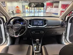 2021 Kia Yipao 1.4L CVT Sunroof, белый — фото 11