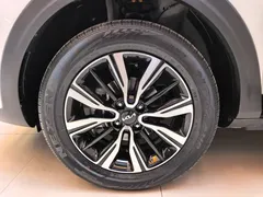2021 Kia Yipao 1.4L CVT Sunroof, белый — фото 19