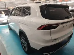 2022 Geely Okavango 1.8TD DCT Luxury 7-seat, белый — фото 5