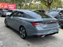 2021 Hyundai Elantra 1.5L CVT LUX Premium — фото 6