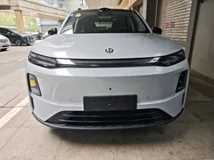 2027 Leapmotor C16 EV 630 LiDAR Premium 6-seat — фото 2