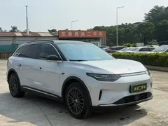 2023 Leapmotor C11 EV 500 — фото 3