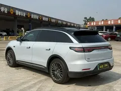2023 Leapmotor C11 EV 500 — фото 4