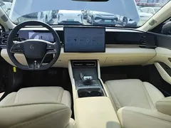 2024 BYD Qin L PHEV 120KM Excellence — фото 10