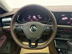 2021 Volkswagen Passat 330TSI Luxury, чёрный — фото 6