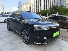 2025 Aito M8 EV Ultra 6-seat 4WD 192-line LiDAR, чёрный — фото 4