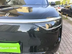 2025 Aito M8 EV Ultra 6-seat 4WD 192-line LiDAR, чёрный — фото 24