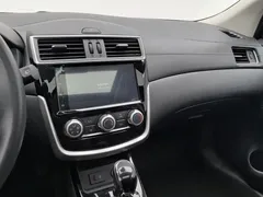2021 Nissan Tiida 1.6L CVT — фото 12