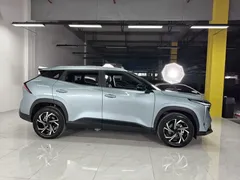 2023 Geely Atlas Cool 1.5TD, синий — фото 5