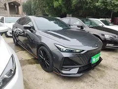 2022 Changan UNI-V 1.5T Sport — фото 4