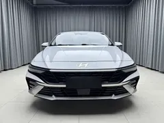 2023 Hyundai Elantra 1.5L CVT LUX Premium, белый — фото 2