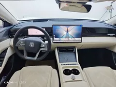 2025 BYD Qin L EV 545km Excellence, белый — фото 5