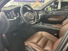 2022 Volvo XC60 4WD Zhiyi Luxury — фото 6