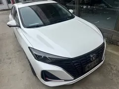 2022 Changan Eado PLUS 1.4T GDI DCT Premium, белый — фото 3