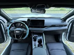 2023 Geely Preface 1.5TD, белый — фото 7