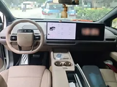 2025 Li Auto i6 2WD Standard, белый — фото 5