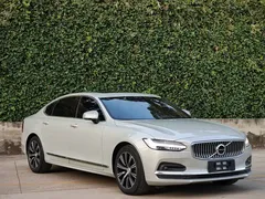 2021 Volvo S90 — фото 3