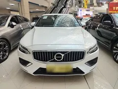 2022 Volvo S60 B4 Luxury, белый — фото 3