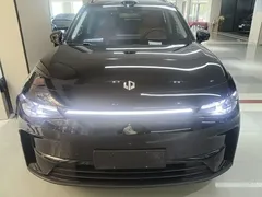 2026 Leapmotor C16 EV 630 LiDAR Premium 6-seat, чёрный — фото 3