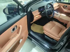 2026 Leapmotor C16 EV 630 LiDAR Premium 6-seat, чёрный — фото 16