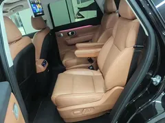 2026 Leapmotor C16 EV 630 LiDAR Premium 6-seat, чёрный — фото 17