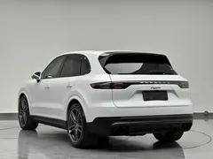 2022 Porsche Cayenne 3.0T Platinum, белый — фото 7