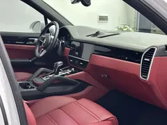 2022 Porsche Cayenne 3.0T Platinum, белый — фото 16