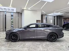 2022 Changan UNI-V 1.5T Excellence — фото 3