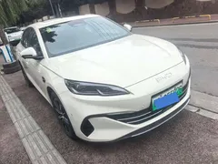 2025 BYD Seal 06 DM-i PHEV Smart Driving 120KM Prestige, белый — фото 3